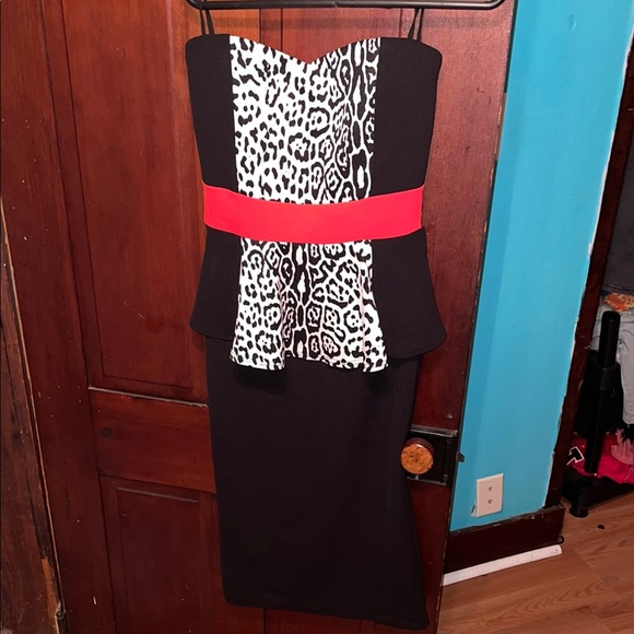 beaware Dresses & Skirts - Chic Strapless Black and White Leopard Dress with Red Accent